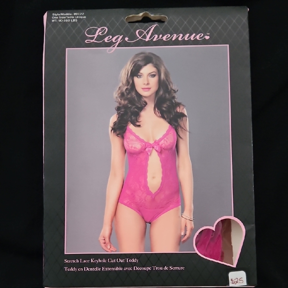 Leg Avenue Pink Lace Keyhole Teddy